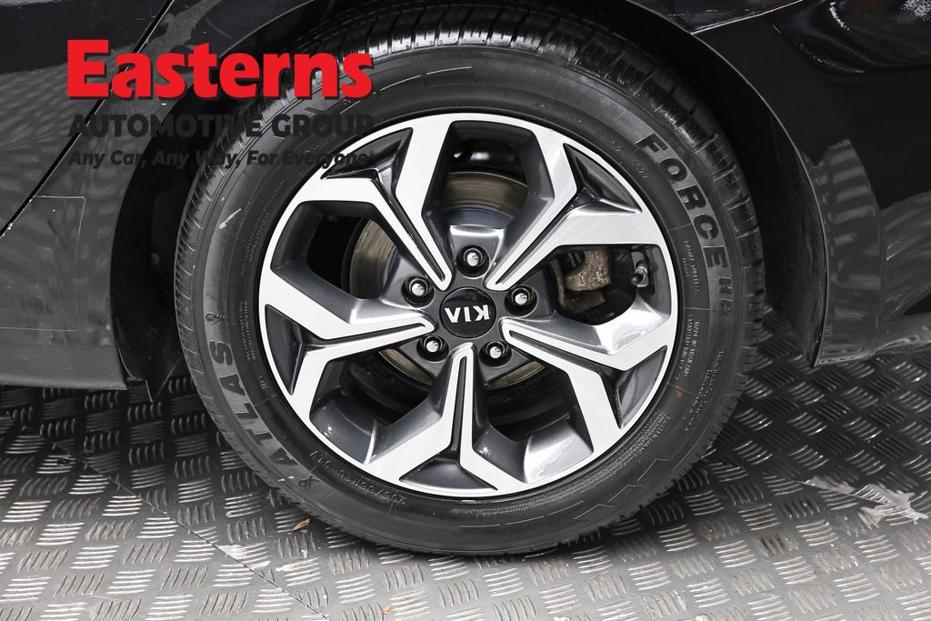 Used 2020 Kia Forte LXS FWD image 8