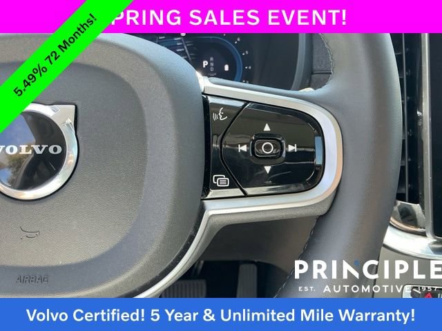 Certified 2025 Volvo XC90 B5 Plus AWD/4WD image 24