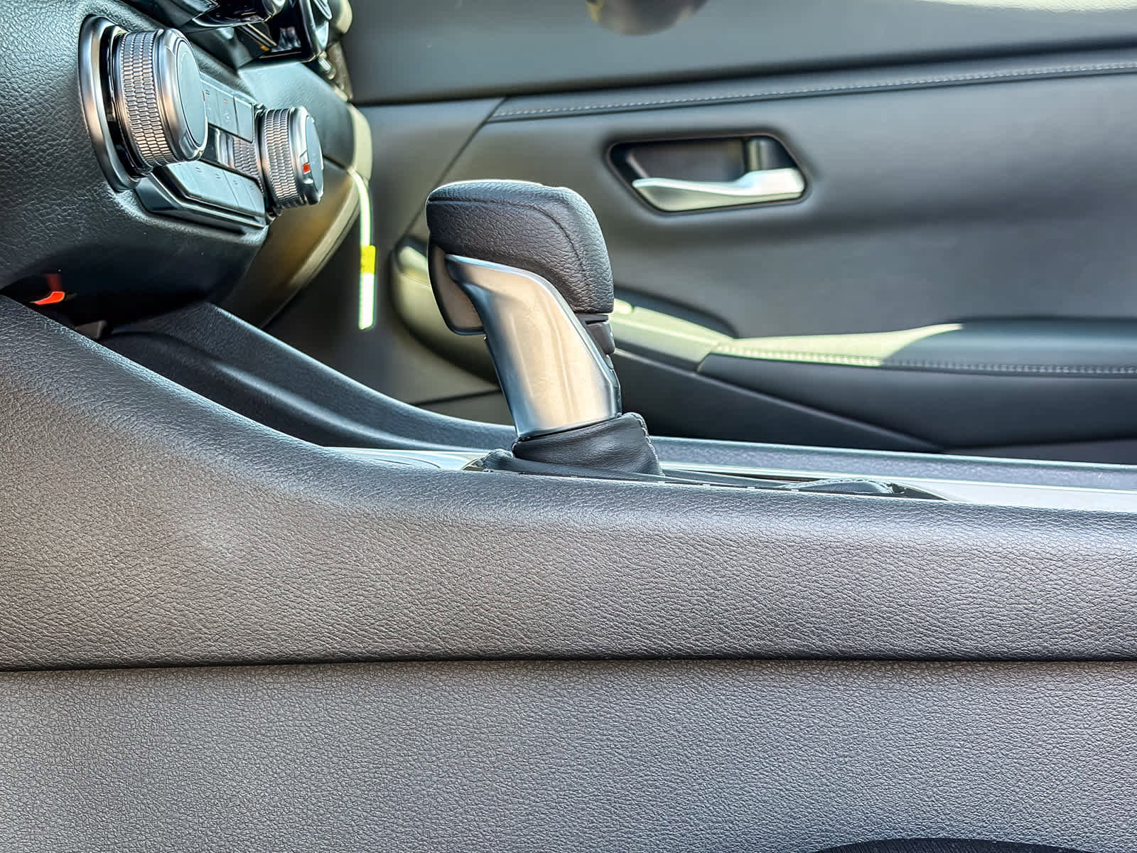 Used 2022 Nissan Sentra SV image 21