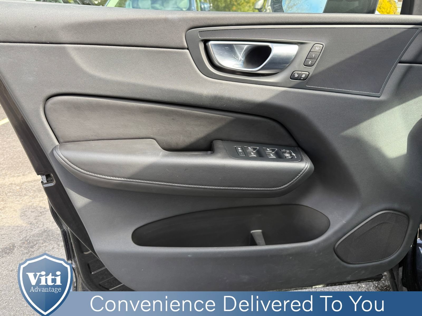 Used 2023 Volvo XC60 B5 Plus w/ Climate Package image 16