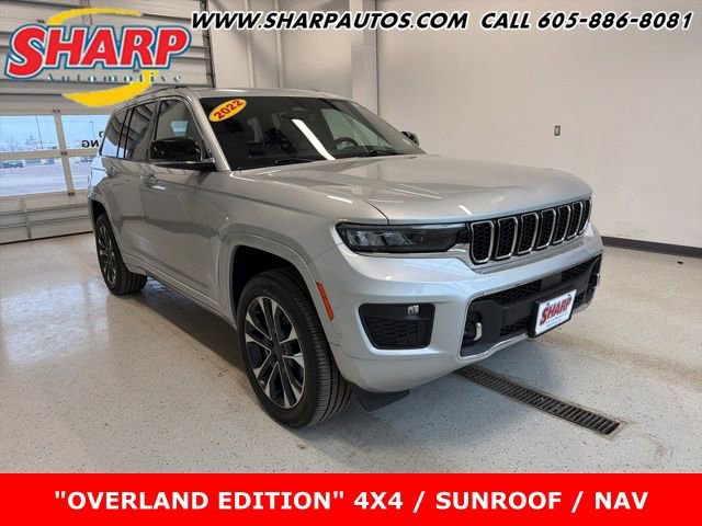 Used 2022 Jeep Grand Cherokee Overland AWD/4WD image 1