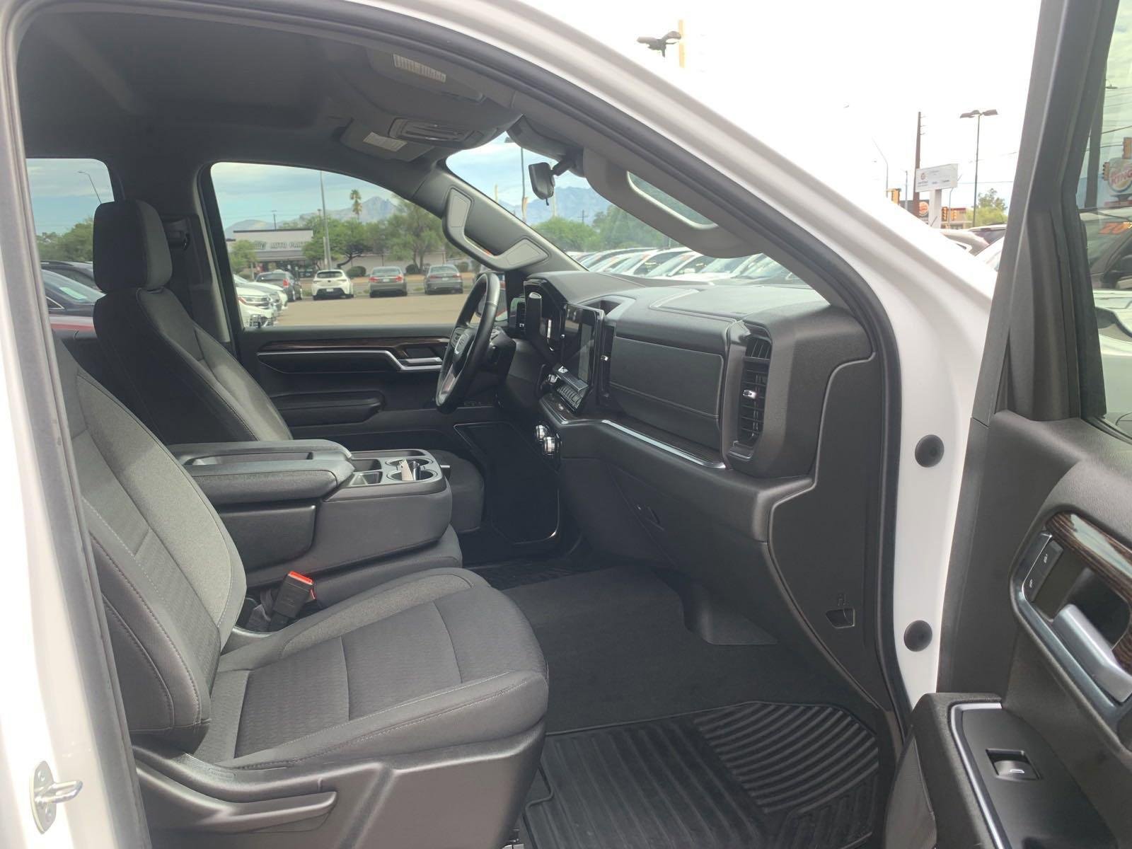 Used 2023 GMC Sierra 1500 Elevation image 21