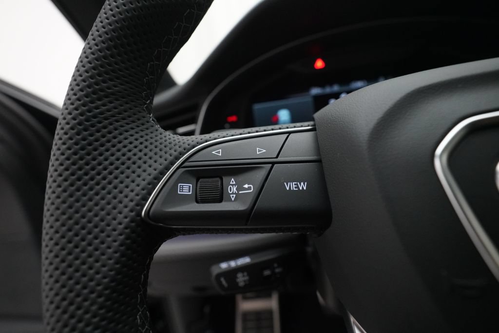New 2026 Audi SQ7 Prestige AWD/4WD image 18
