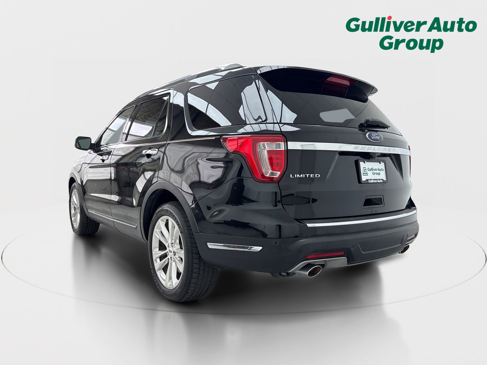 Used 2018 Ford Explorer Limited w/ Ford Safe & Smart Package FWD image 5