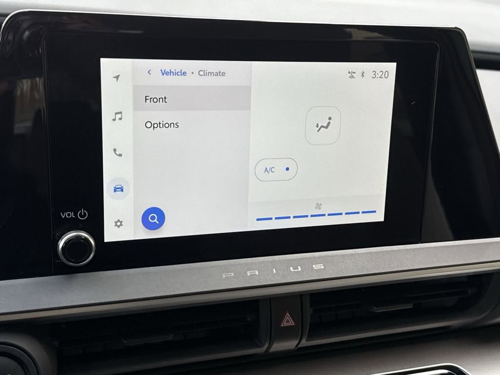 Used 2024 Toyota Prius LE image 20