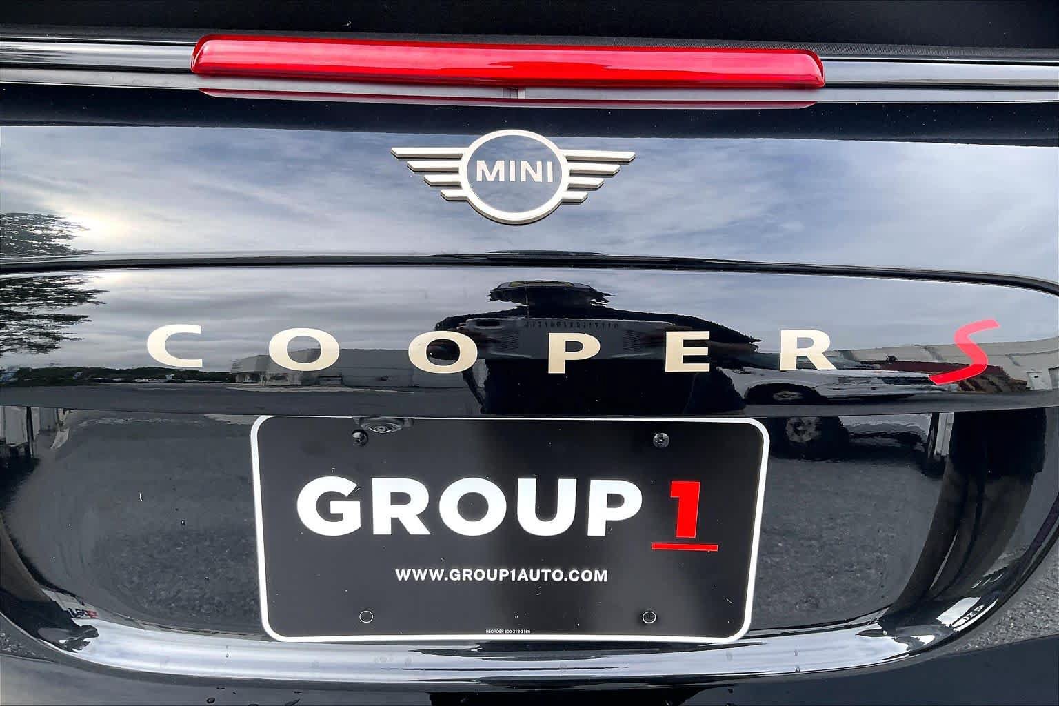 Used 2025 MINI Cooper S FWD image 9