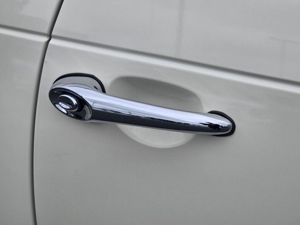 Used 2005 Chrysler PT Cruiser GT FWD image 42