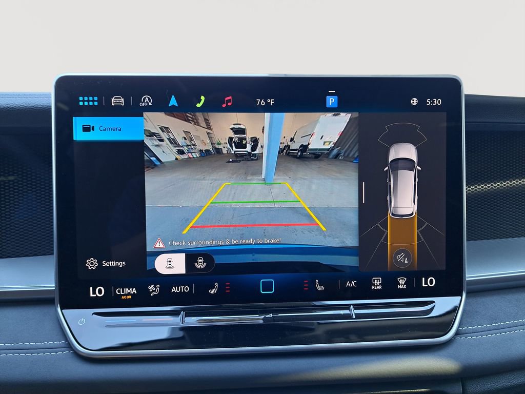 New 2025 Volkswagen Tiguan SE image 25