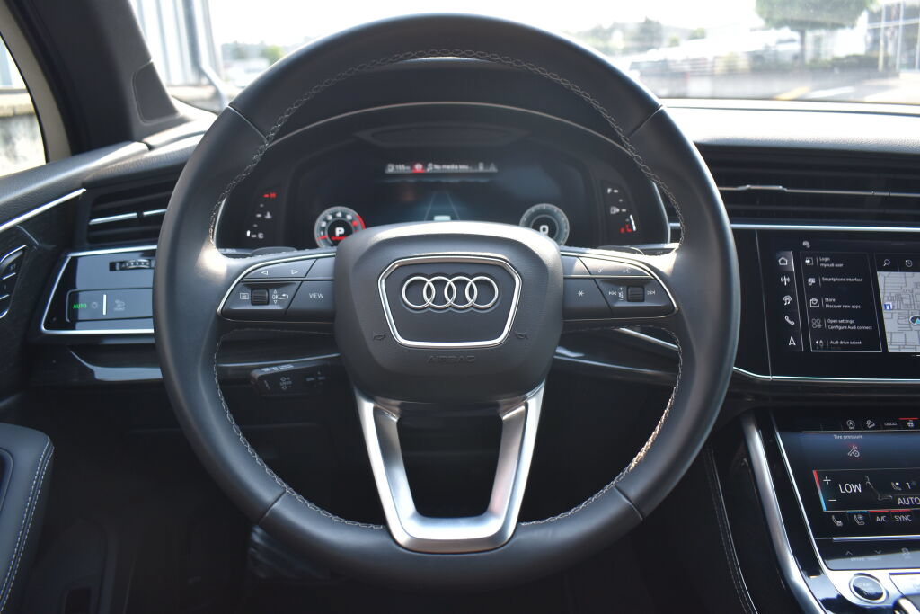 Used 2026 Audi Q7 3.0T Premium Plus w/ Premium Plus Package AWD/4WD image 9