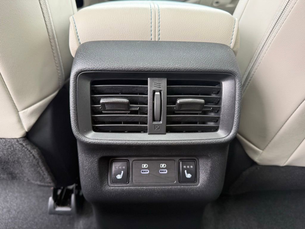 Used 2026 Nissan Murano Platinum w/ Cargo Package AWD/4WD image 16