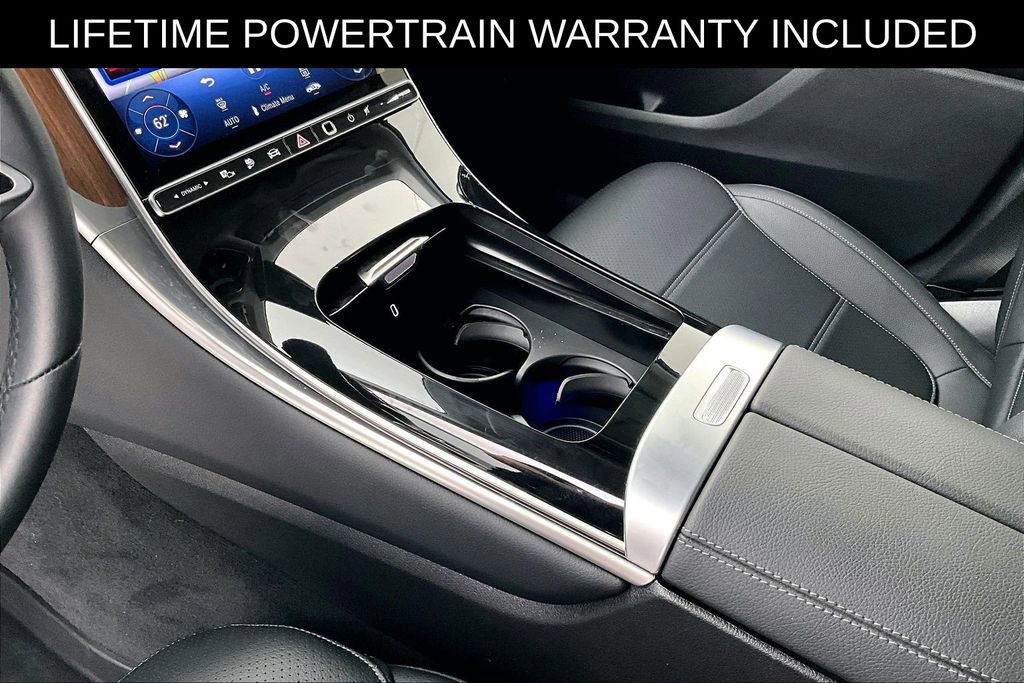 Used 2025 Mercedes-Benz GLC 350e 4MATIC image 18