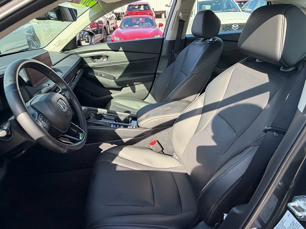 Used 2024 Honda Accord EX-L image 10