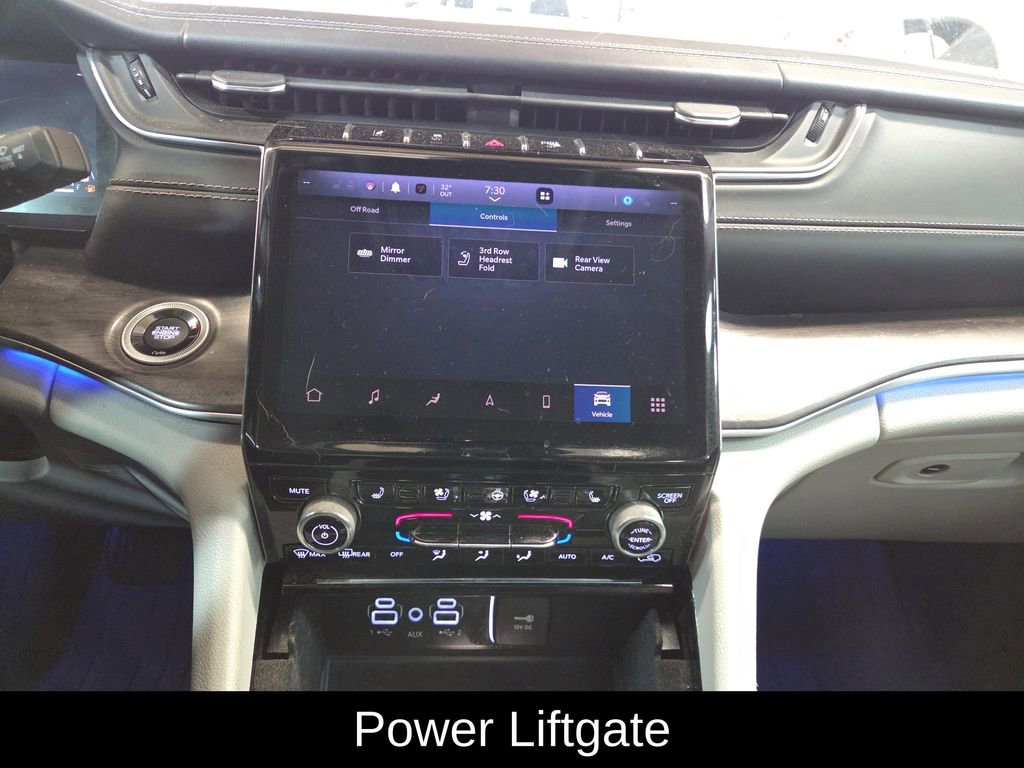 Used 2022 Jeep Grand Cherokee L Overland w/ Luxury Tech Group IV image 17