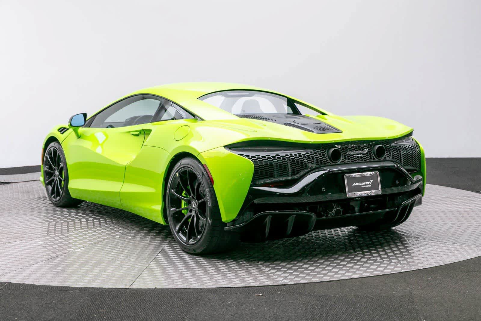 New 2026 McLaren Artura RWD image 4