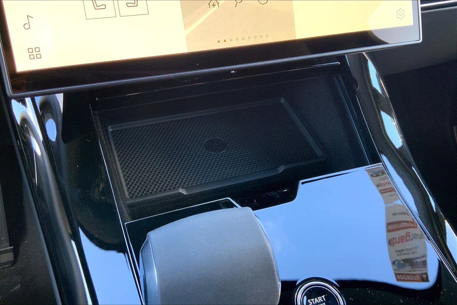 New 2026 Land Rover Range Rover Sport SE AWD/4WD image 20