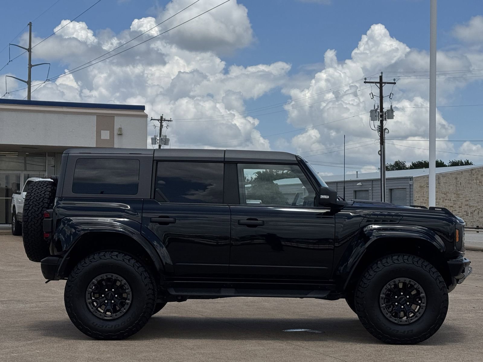 Used 2024 Ford Bronco Raptor w/ Interior Carbon Fiber Pack 6 AWD/4WD image 3