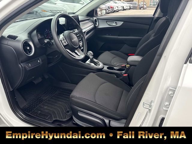 Used 2024 Kia Forte LXS image 17