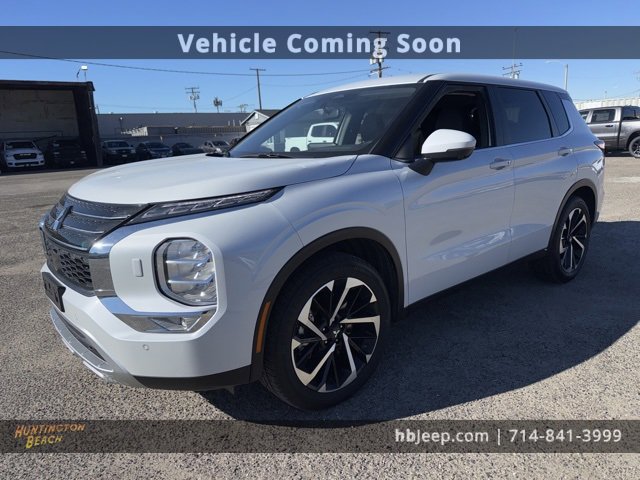 Used 2024 Mitsubishi Outlander SE