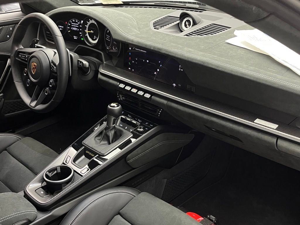 Used 2025 Porsche 911 GT3 RS image 36