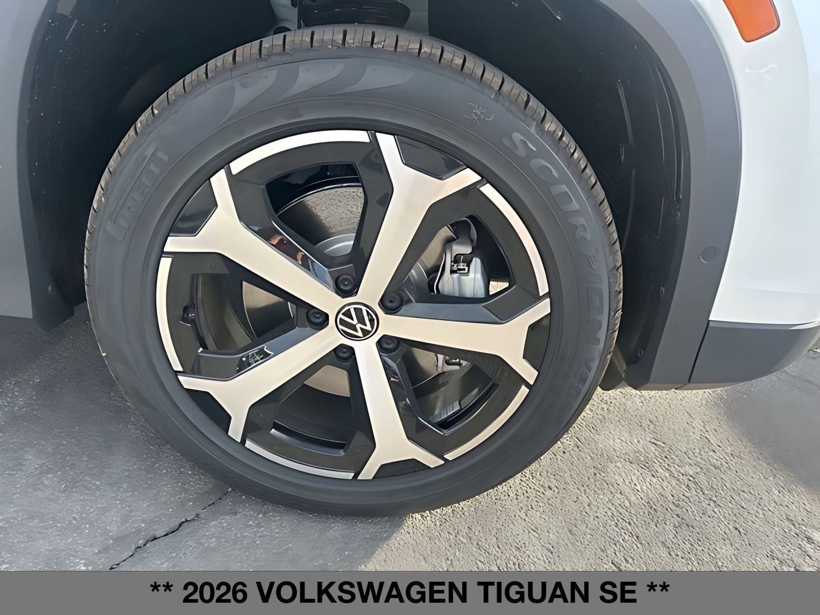 New 2026 Volkswagen Tiguan SE AWD/4WD image 11