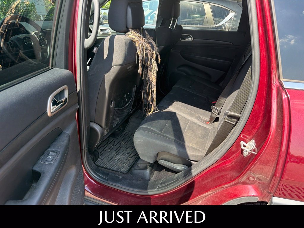 Used 2016 Jeep Grand Cherokee Laredo w/ Quick Order Package 23E AWD/4WD image 15
