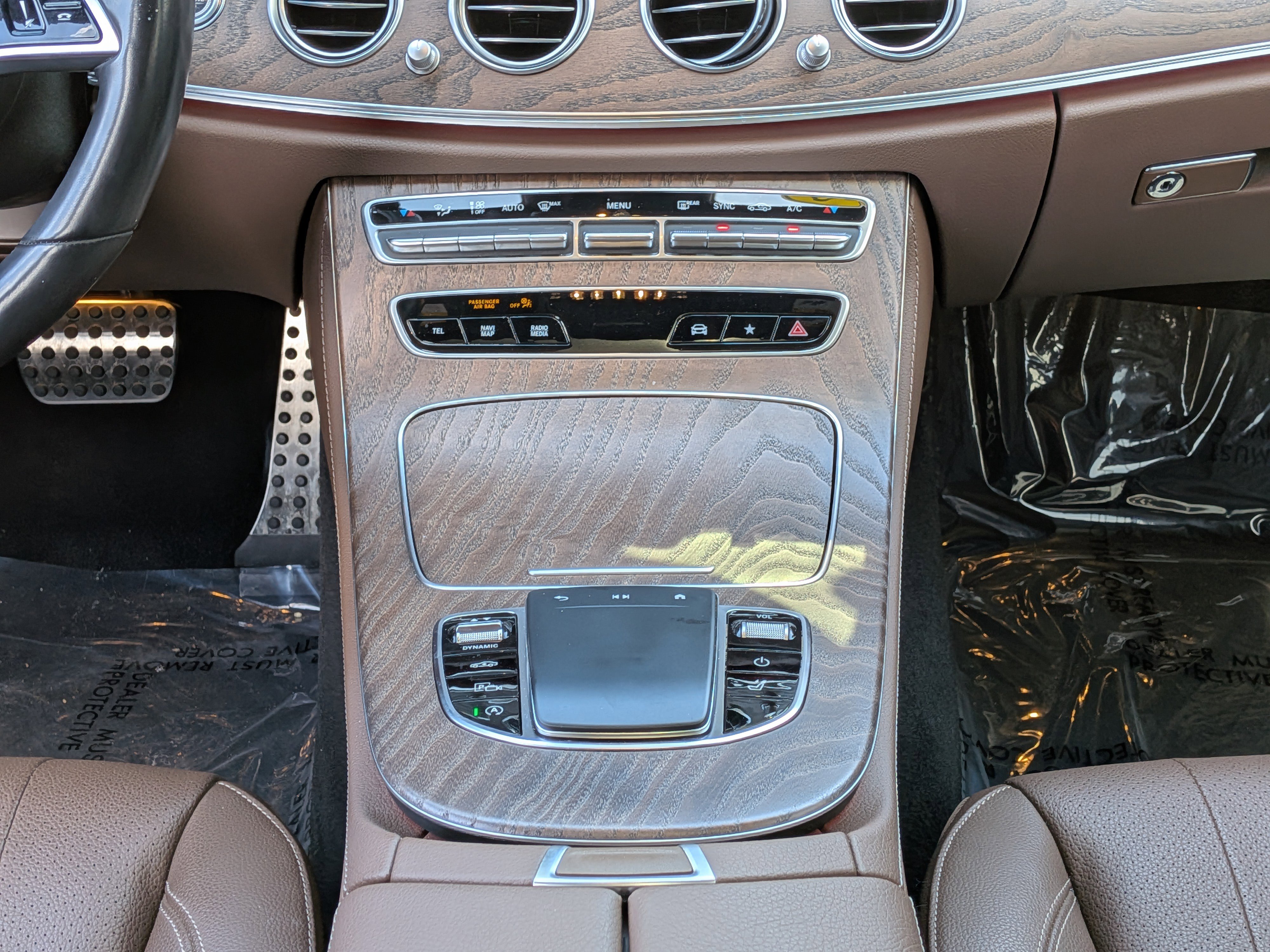 Used 2023 Mercedes-Benz E 450 4MATIC All-Terrain Wagon w/ Premium Package image 21
