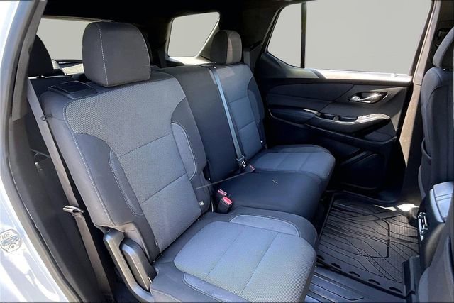 Used 2022 Chevrolet Traverse LT w/ LPO, Floor Liner Package AWD/4WD image 17