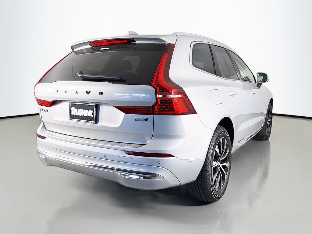 Used 2023 Volvo XC60 B5 Plus w/ Climate Package AWD/4WD image 7