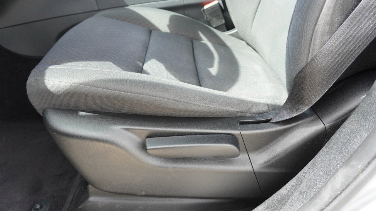 Used 2018 Jeep Grand Cherokee Laredo image 20