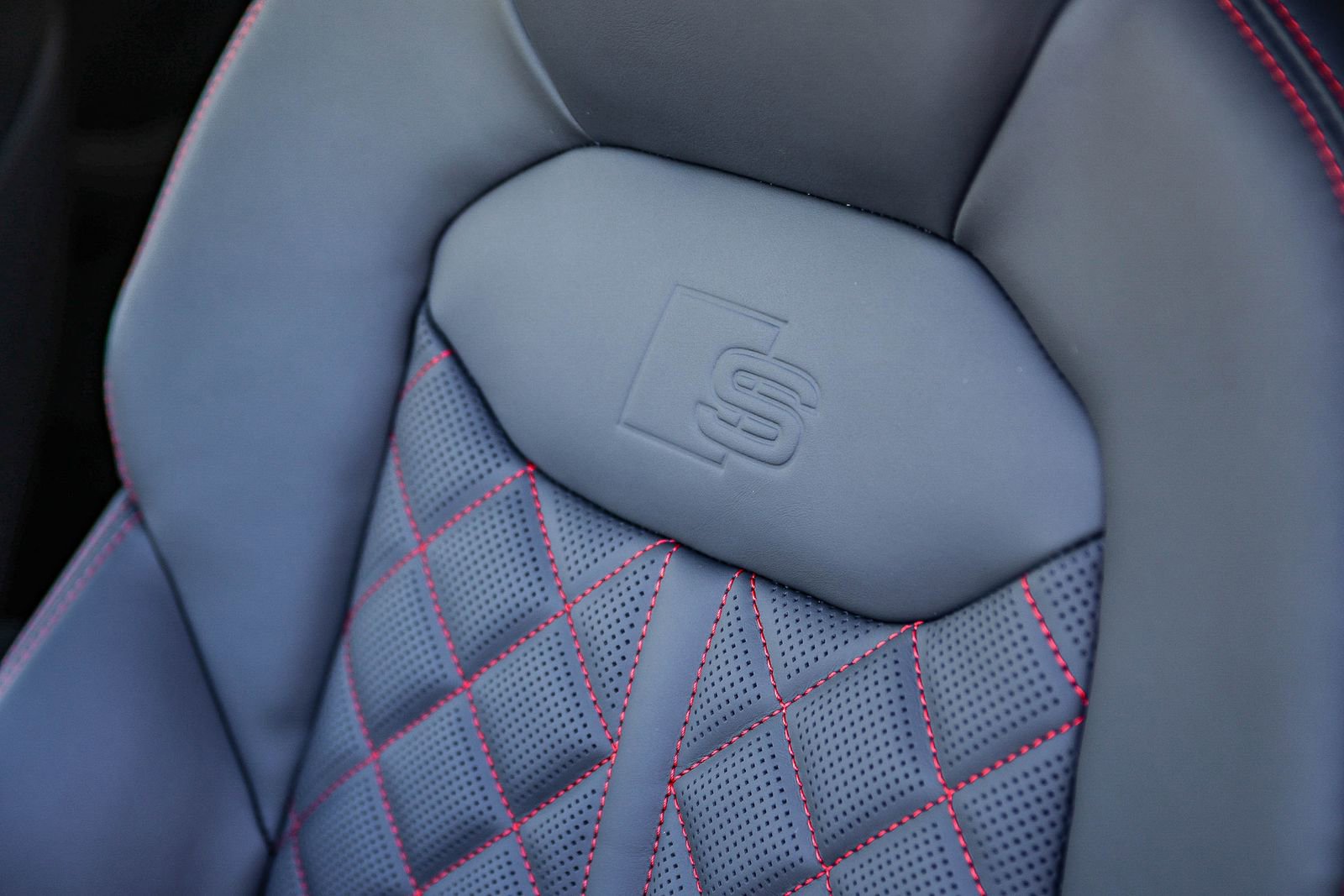 New 2026 Audi SQ8 Prestige image 27