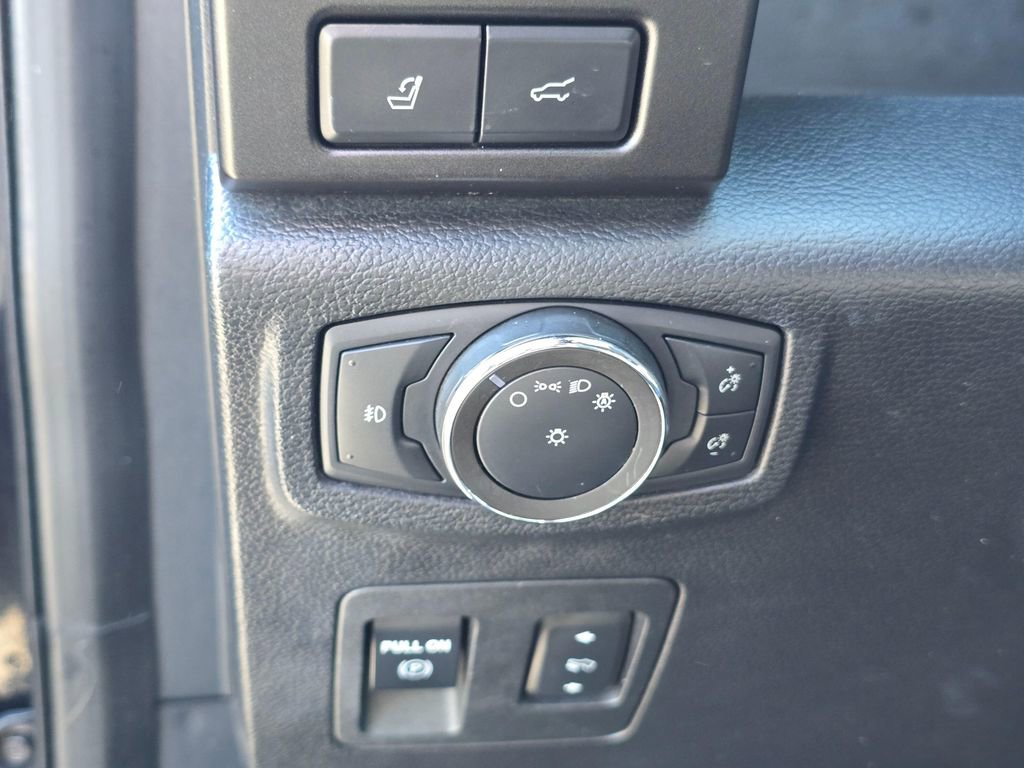 Used 2020 Ford Expedition Limited AWD/4WD image 20