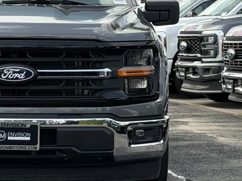 Certified 2025 Ford F150 XLT w/ Equipment Group 301A Standard image 8