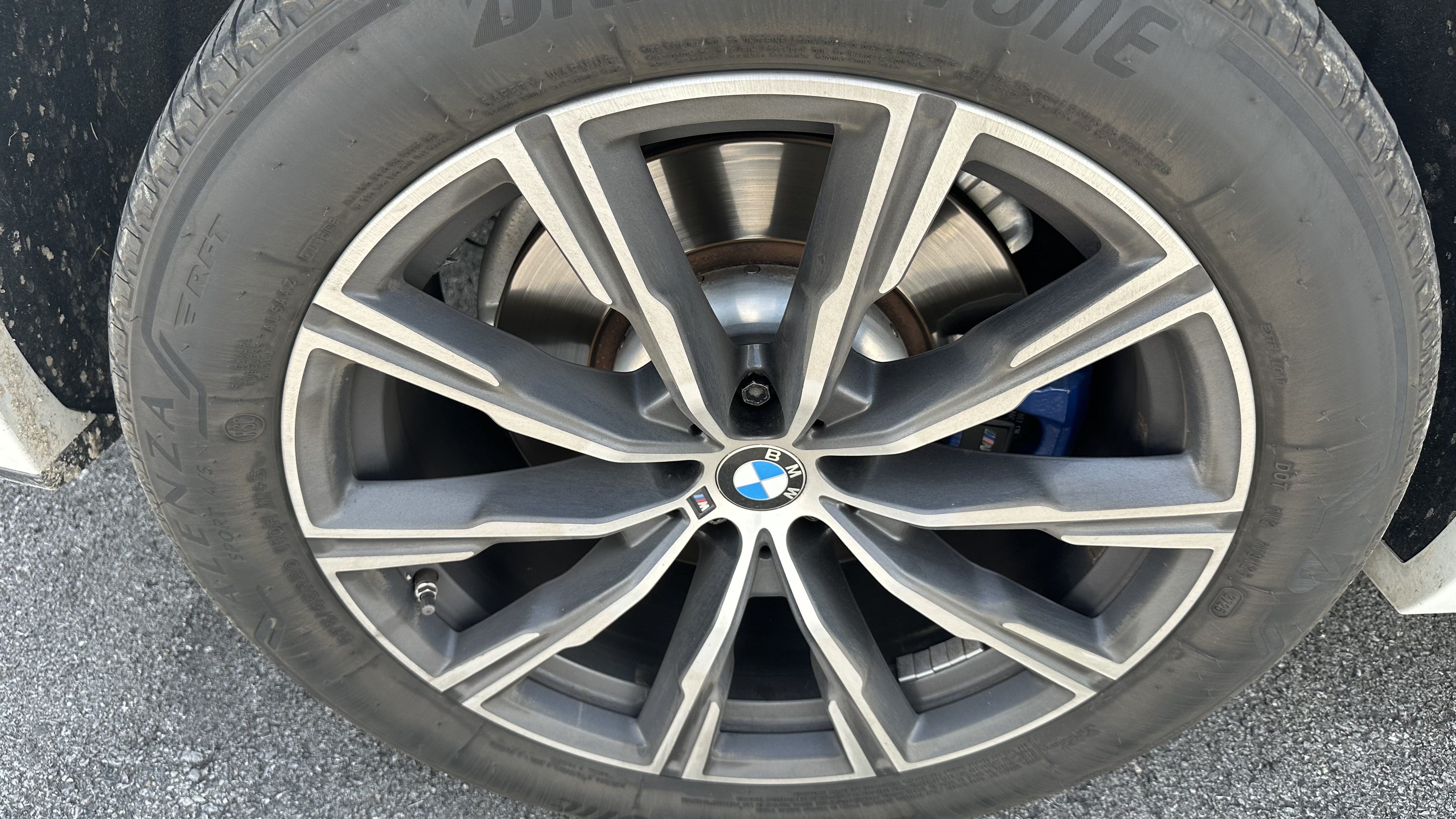 Used 2020 BMW X5 M50i AWD/4WD image 14