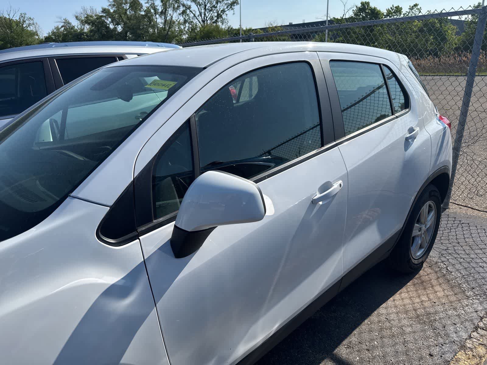 Used 2019 Chevrolet Trax LS FWD image 18