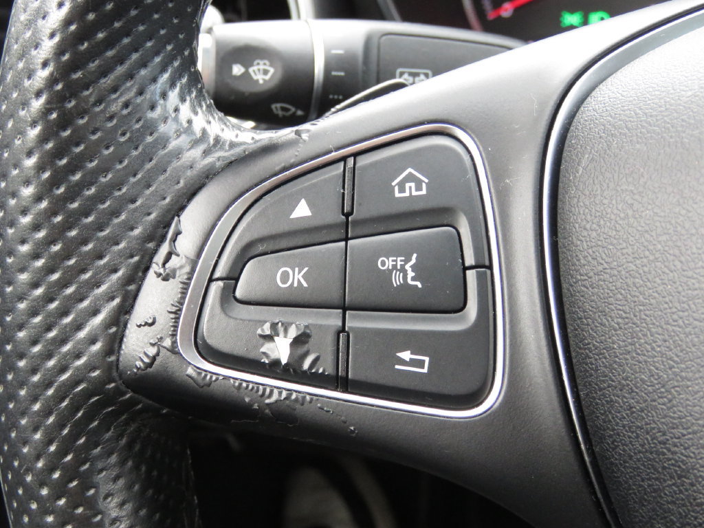 Used 2015 Mercedes-Benz C 300 4MATIC Sedan image 21