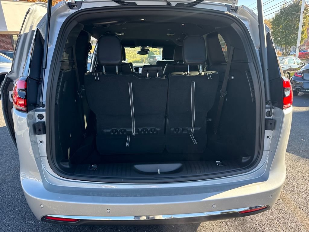 New 2026 Chrysler Pacifica Select image 23