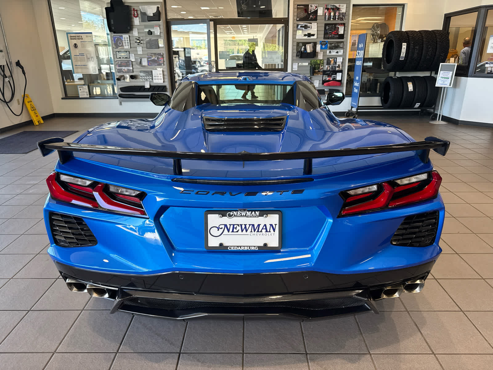 Used 2025 Chevrolet Corvette Stingray Preferred Conv w/ Z51 Performance Package RWD image 4