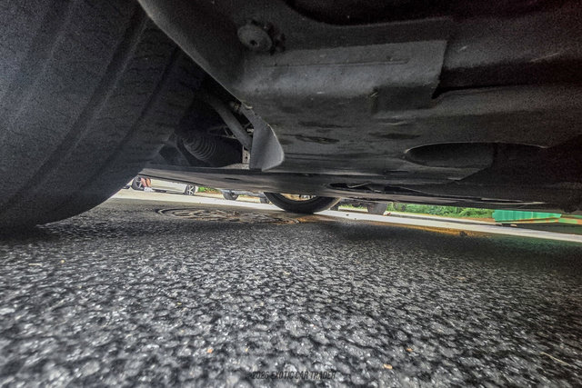 Used 2011 Porsche Panamera 4 AWD/4WD image 92