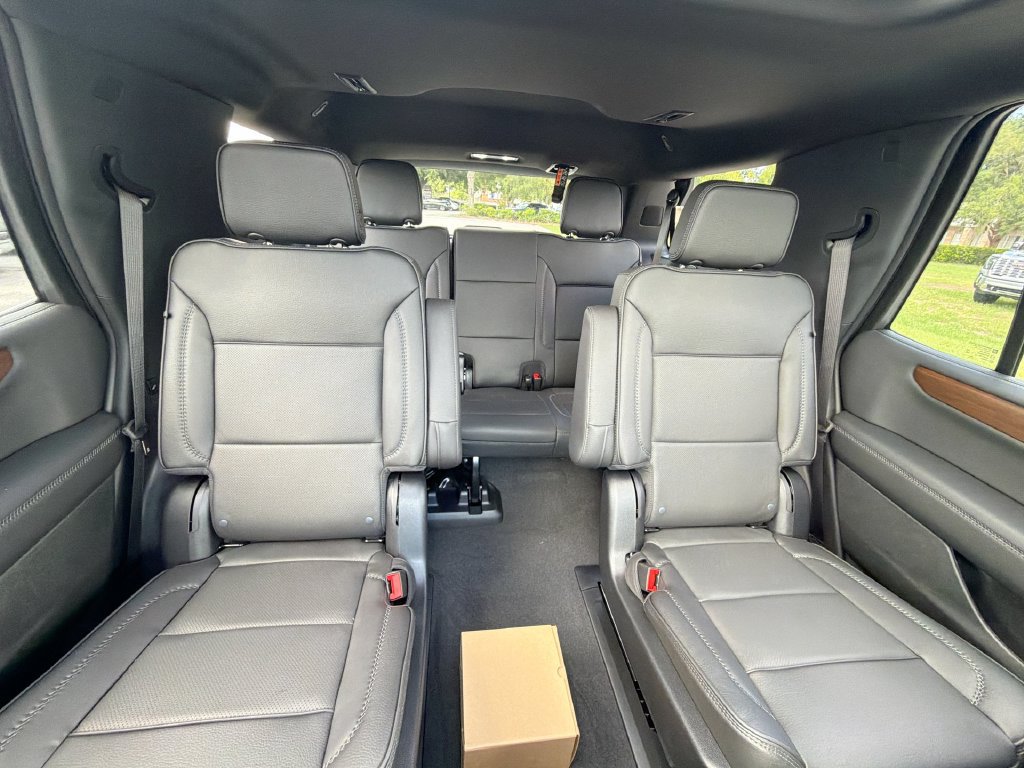 New 2026 GMC Yukon Denali w/ Advanced Technology Package AWD/4WD image 13