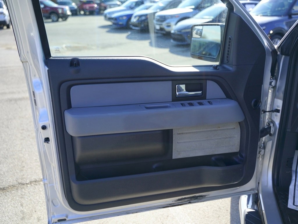 Used 2012 Ford F150 XLT w/ XLT Chrome Pkg image 15