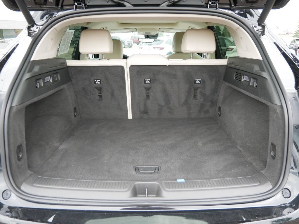 Used 2023 Buick Envision Avenir AWD/4WD image 11