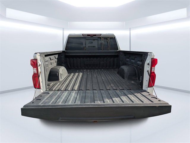 Used 2023 Chevrolet Silverado 1500 High Country w/ Technology Package image 12