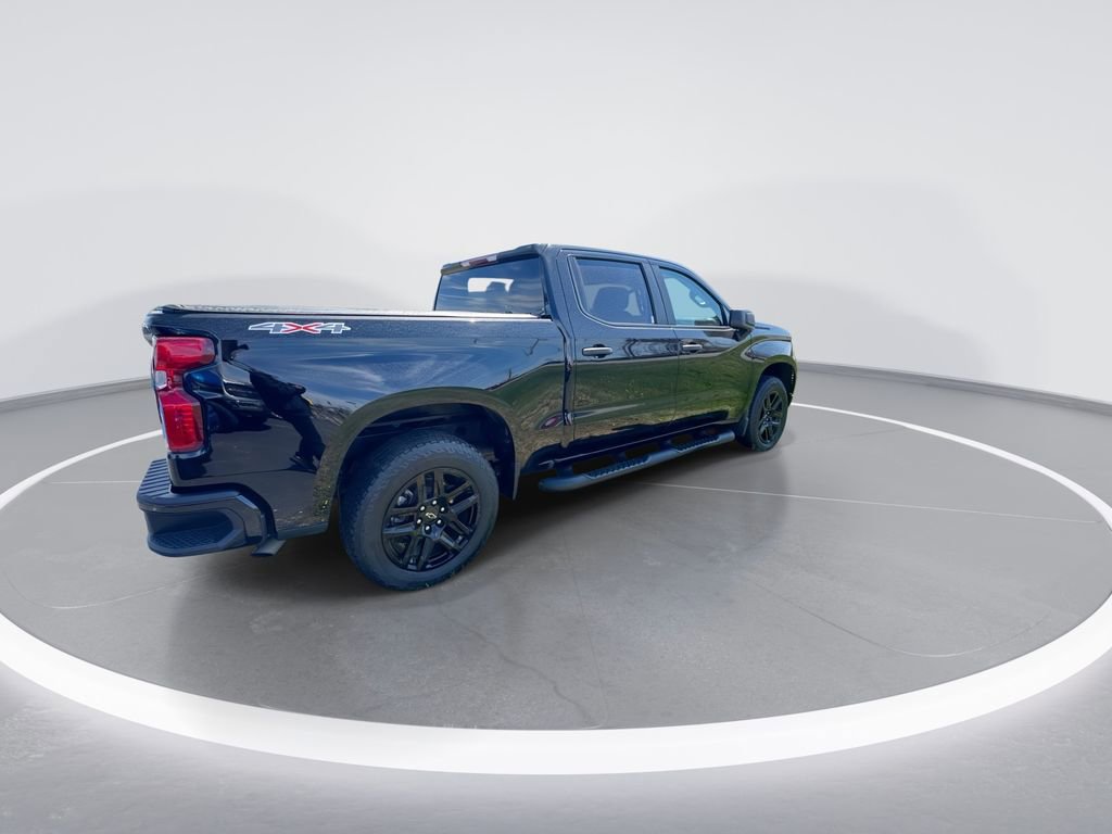 Used 2024 Chevrolet Silverado 1500 Custom w/ Turbomax Blackout Package image 8