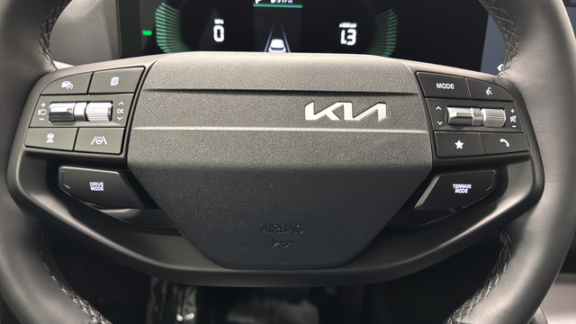 Used 2026 Kia Sportage EX AWD/4WD image 14