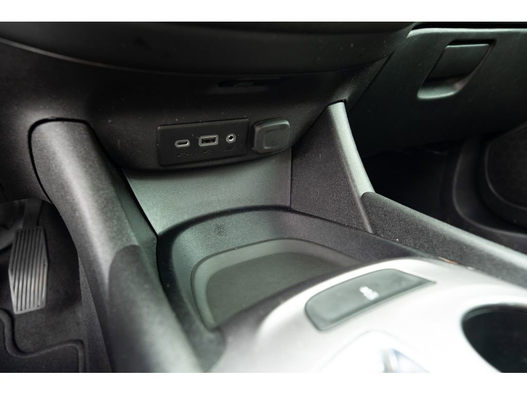 Used 2022 Chevrolet Malibu RS image 20