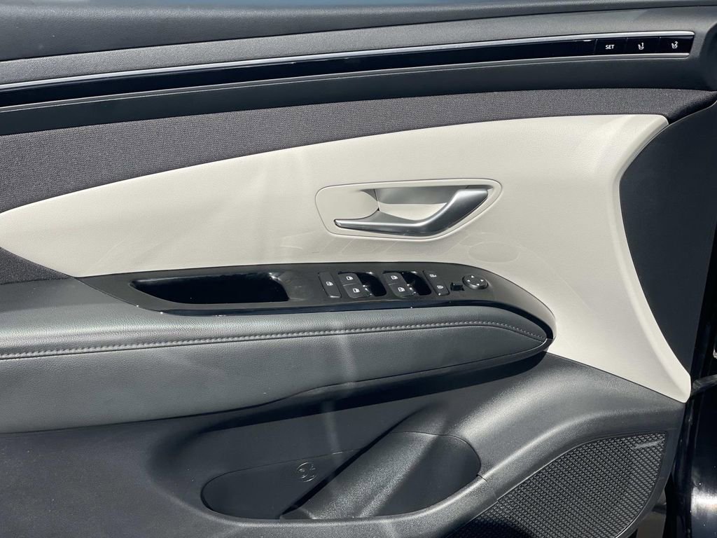 Certified 2024 Hyundai Tucson Limited image 21