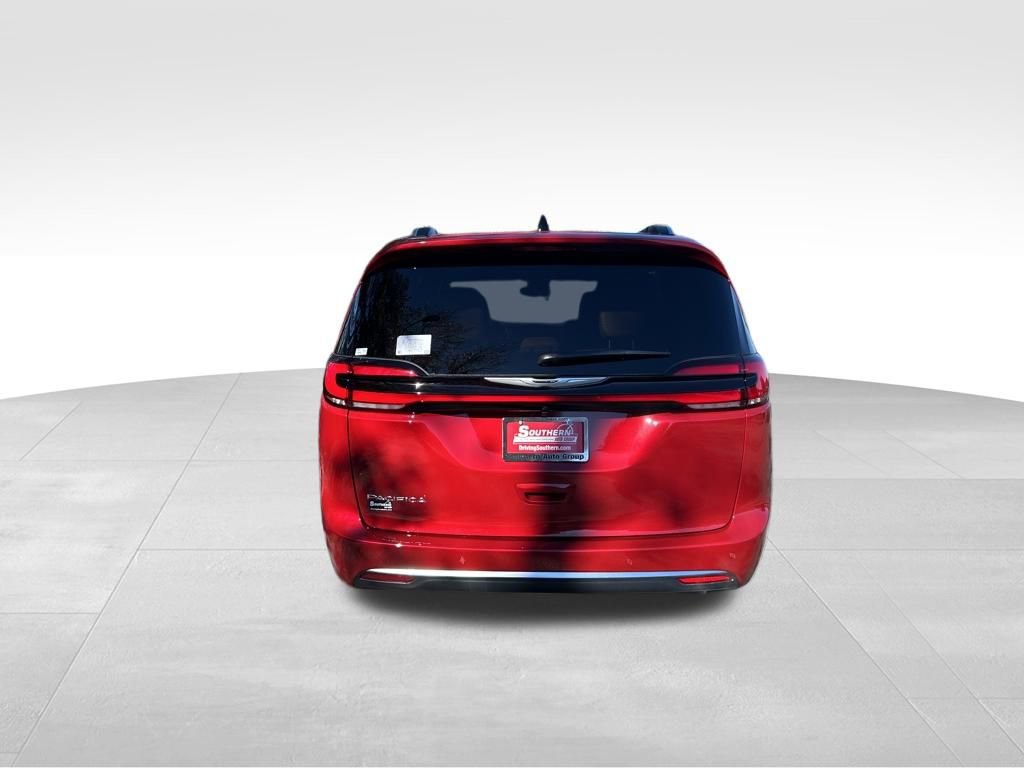 New 2026 Chrysler Pacifica Pinnacle image 5