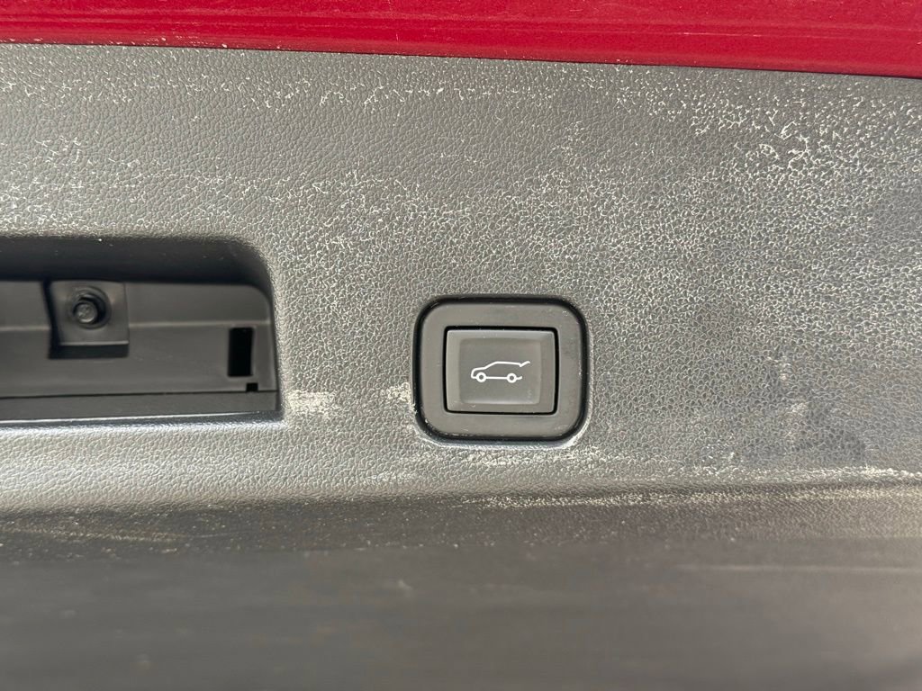 Used 2024 Chevrolet Traverse LT w/ Enhanced Driving Package image 35