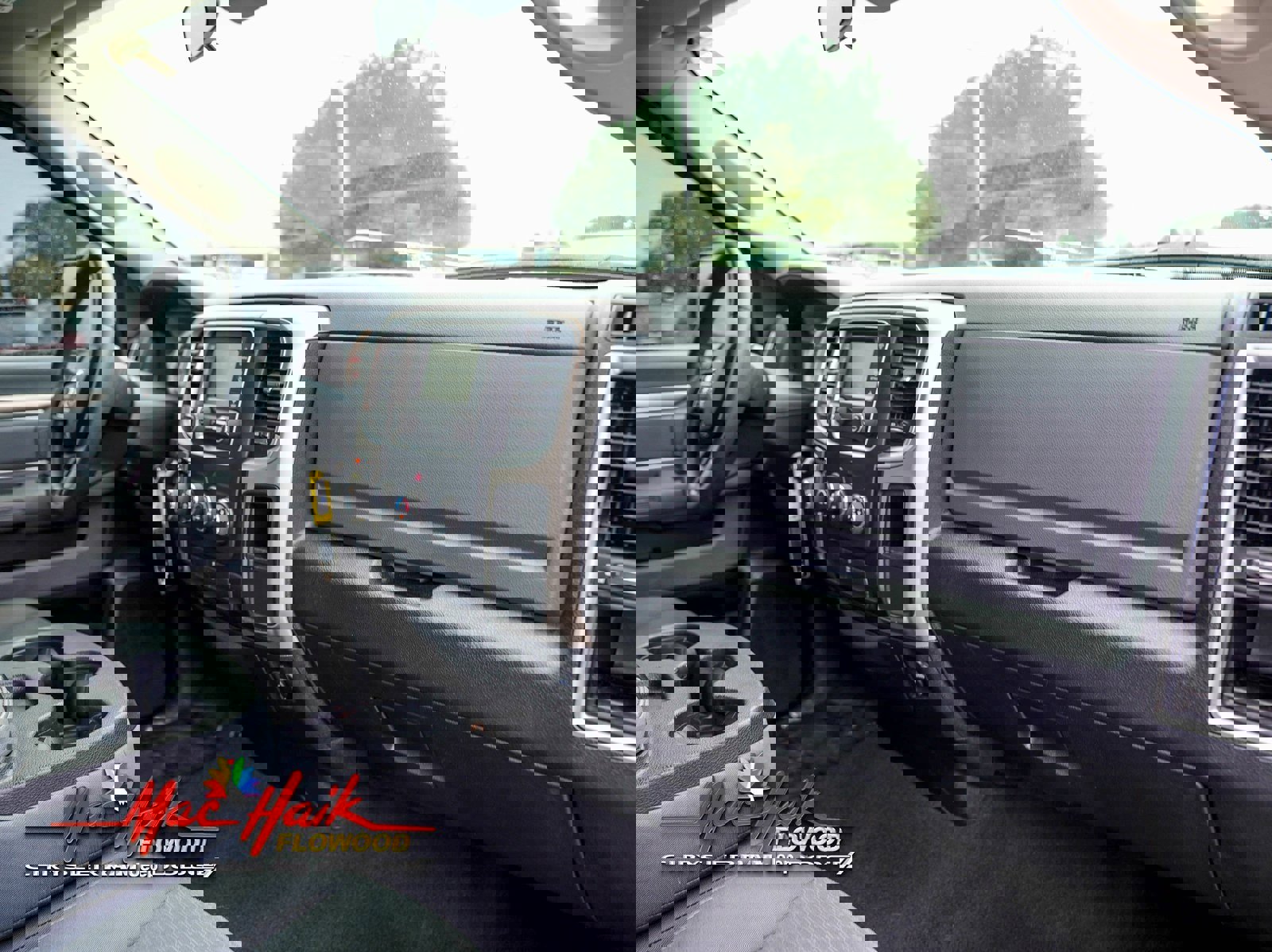 Used 2017 RAM 1500 Classic SLT image 15