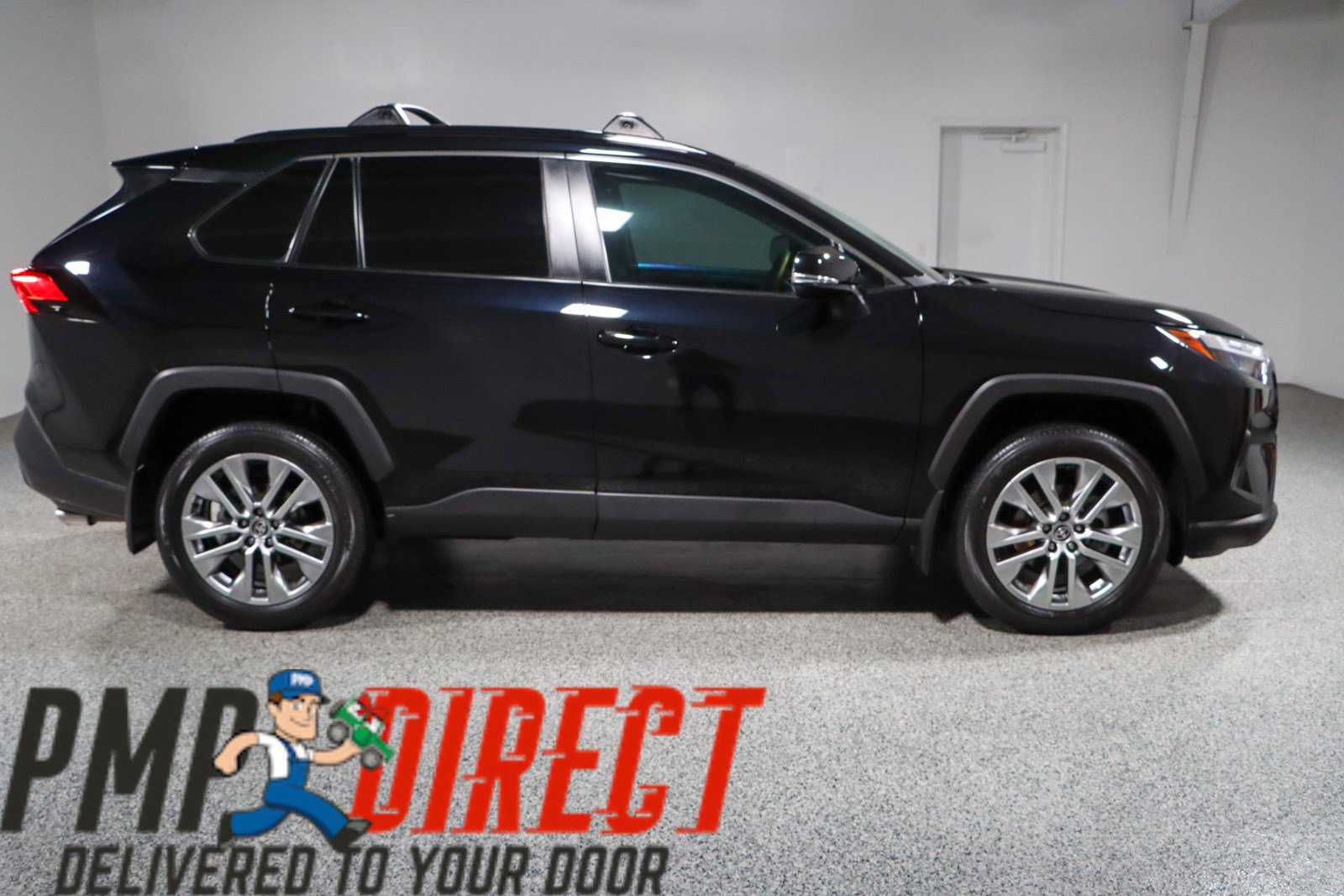 Used 2024 Toyota RAV4 XLE Premium image 6